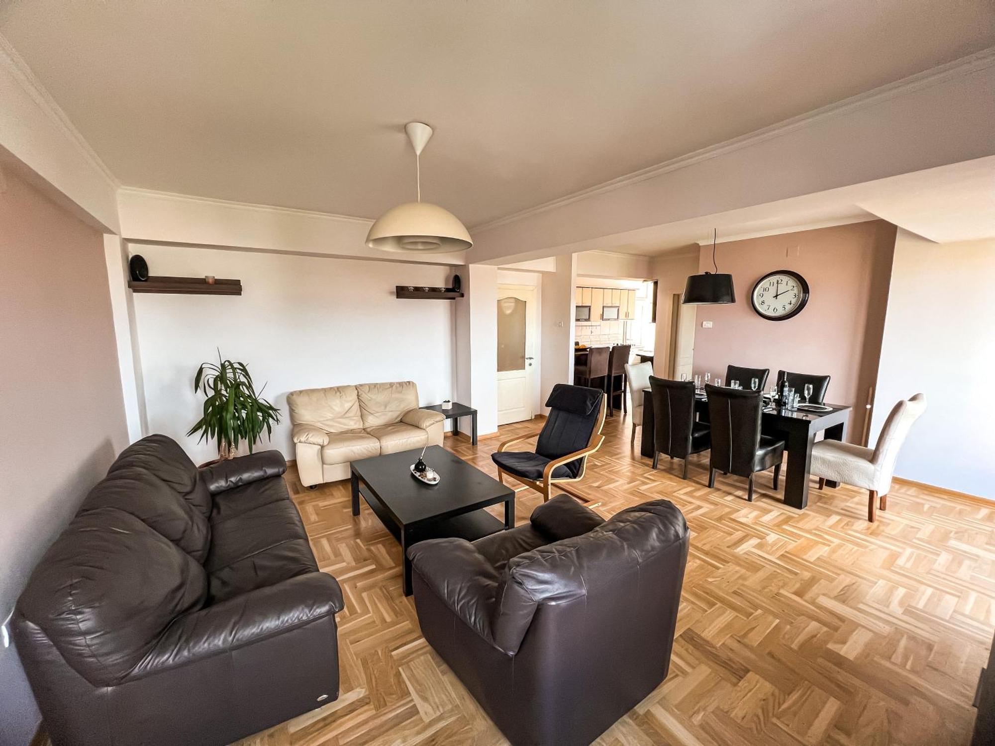 Centre Luxury Apartment Skopje Buitenkant foto