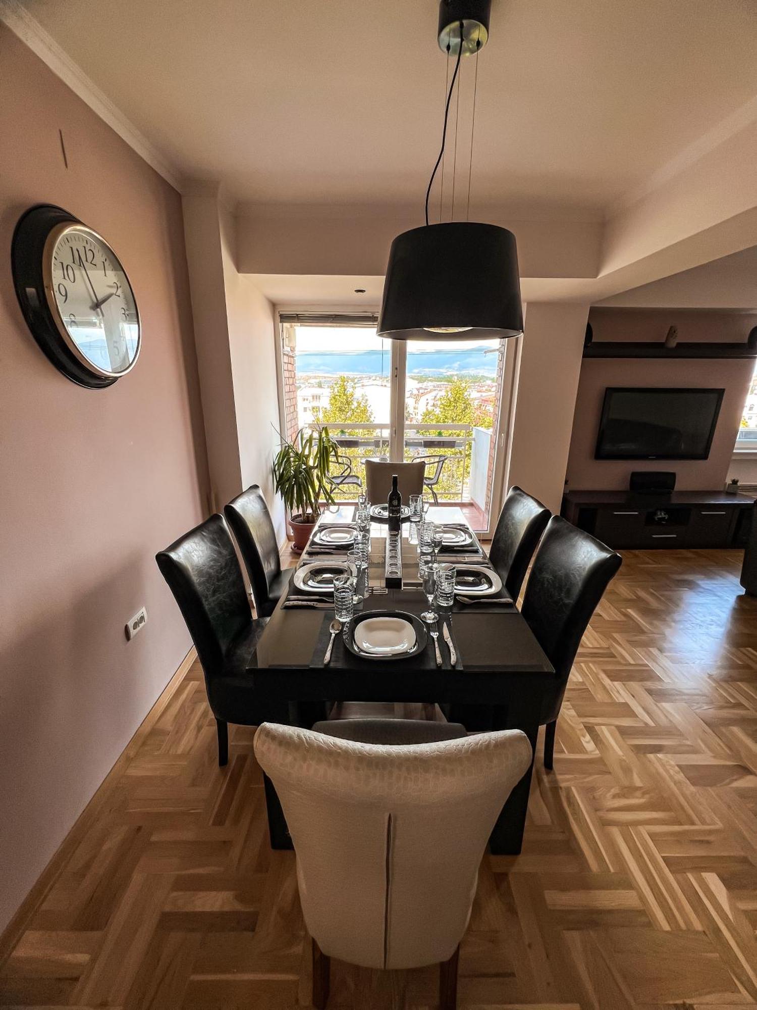 Centre Luxury Apartment Skopje Buitenkant foto