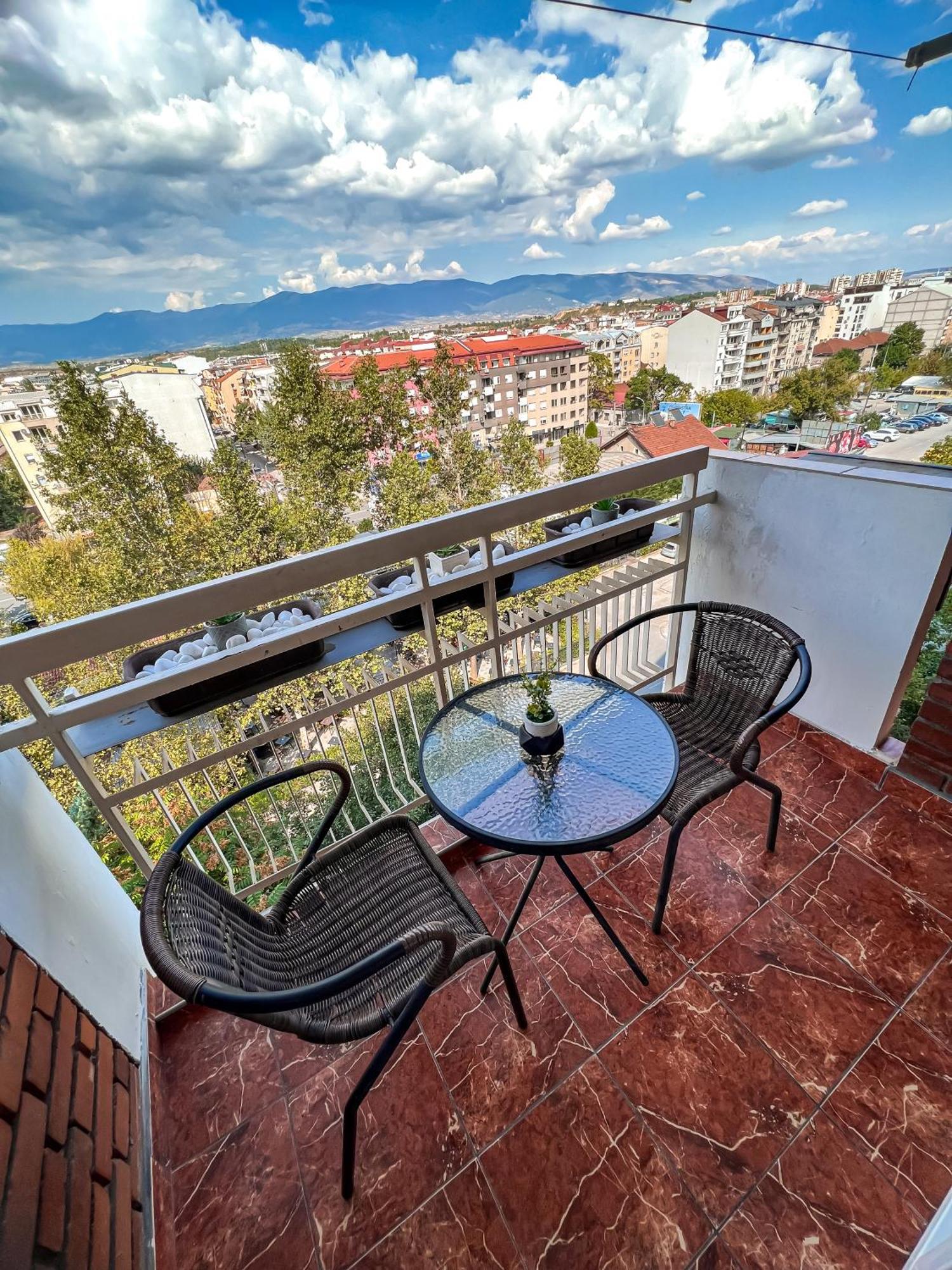 Centre Luxury Apartment Skopje Buitenkant foto